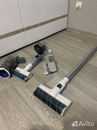 Пылесос Samsung Jet 70 turbo