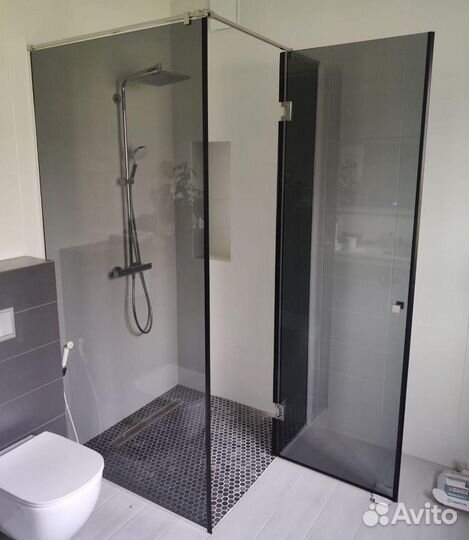 Стеклянная душевая