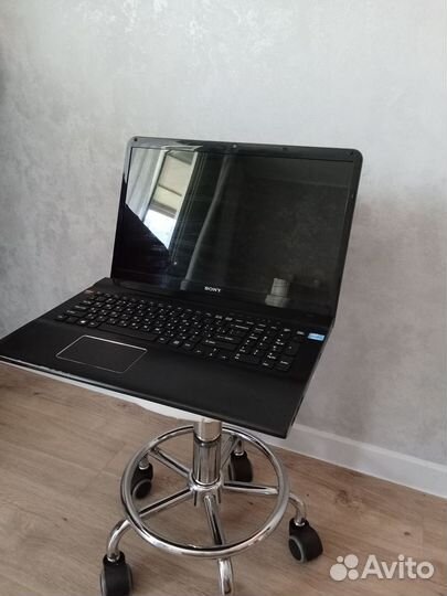 Качественный Sony Vaio Core i7, Radeon, 8gb, 240gb