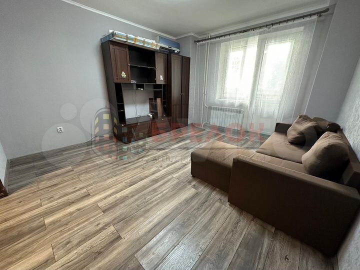 2-к. квартира, 58 м², 1/21 эт.