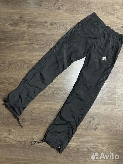 Нейлоновые штаны adidas