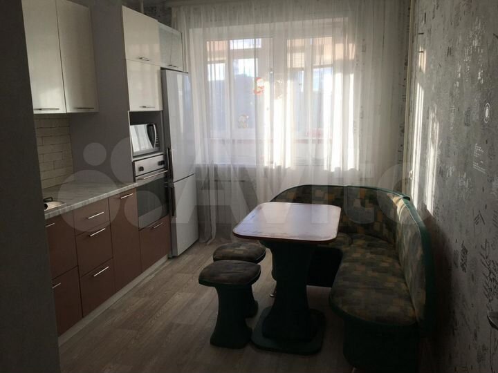 1-к. квартира, 42 м², 4/12 эт.