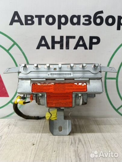 Подушка безопасности пассажира Nissan Note E11