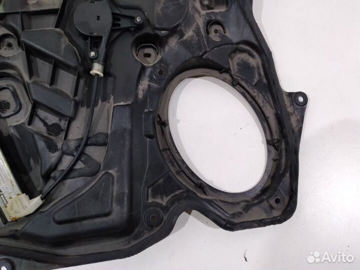 Стеклоподъемник передний правый Mazda 3 BL