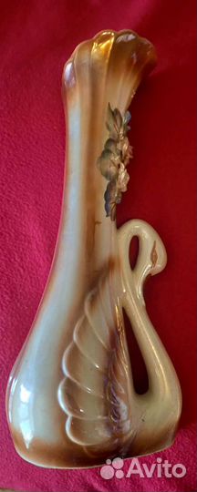 Лебедь ваза