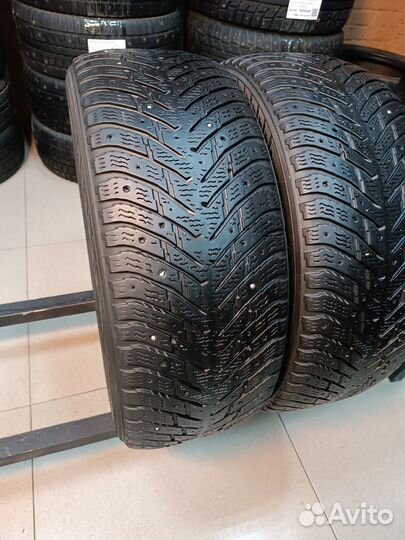 Nokian Tyres Hakkapeliitta 8 215/55 R17 98T