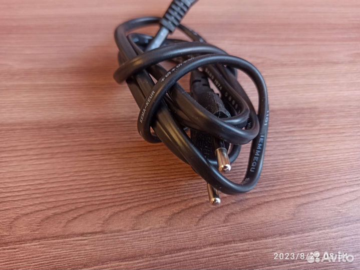 Сетевой шнур - 1.2 метра