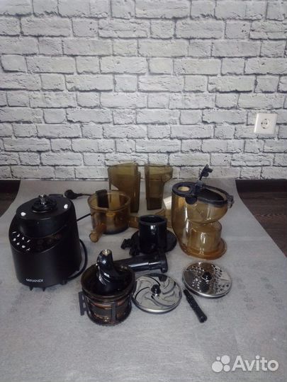 Соковыжималка шнековая Mirandi j-100