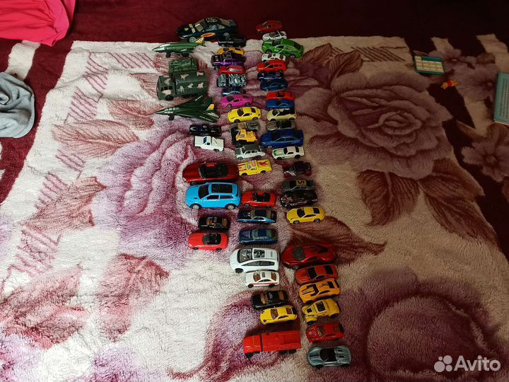 Машинки,железные