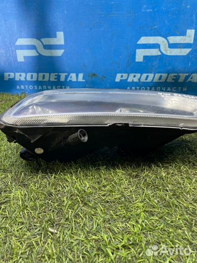 Фара противотуманная передняя правая Volkswagen