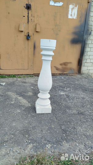 Столб балясина каменная