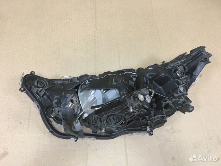Фара LED передняя правая Toyota Rav4 50