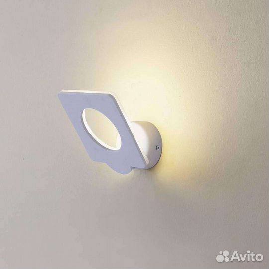 Светильник настенный бра