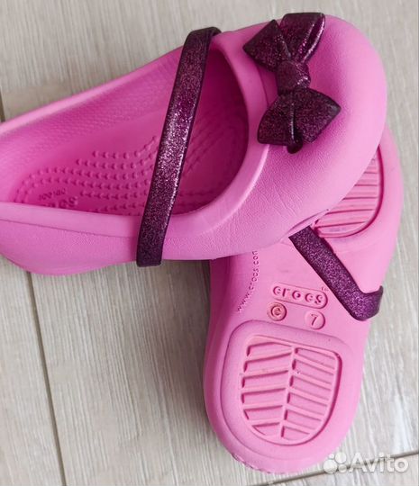 Crocs оригинал для девочки