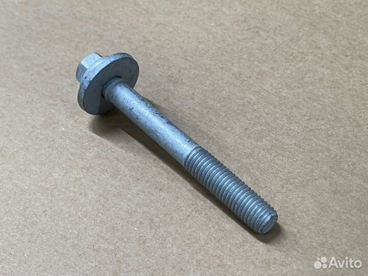 Болт М12*100 задней подвески lrds, RRE 551 Land