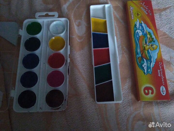 Краски акварельные