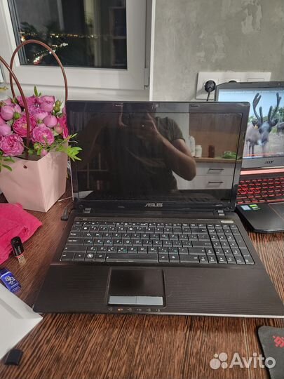 Ноутбук Asus x53u