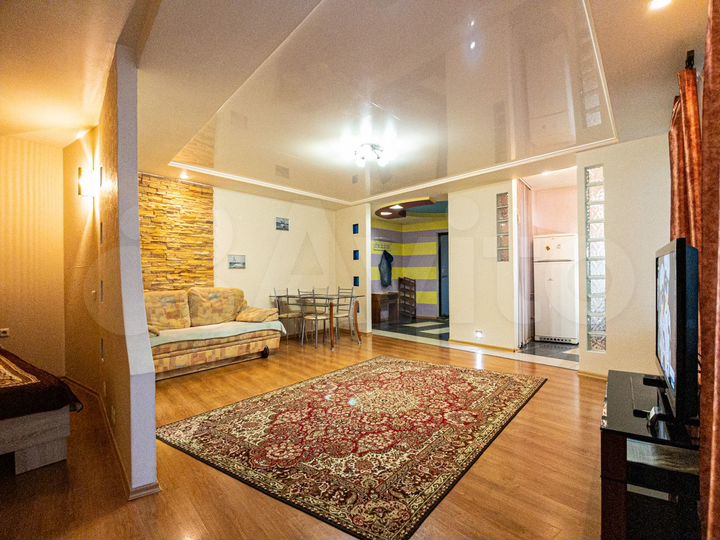 2-к. квартира, 70 м², 4/10 эт.