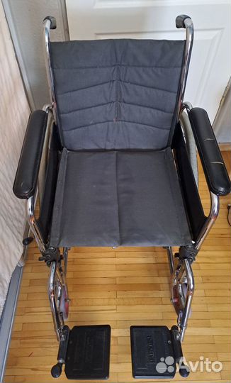 Инвалидная коляска складная