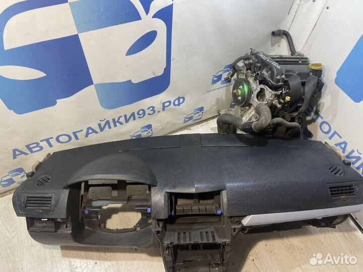 Торпедо Opel Astra H