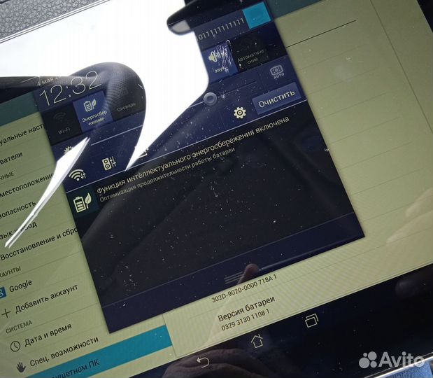 Планшет Asus с трещиной на экране