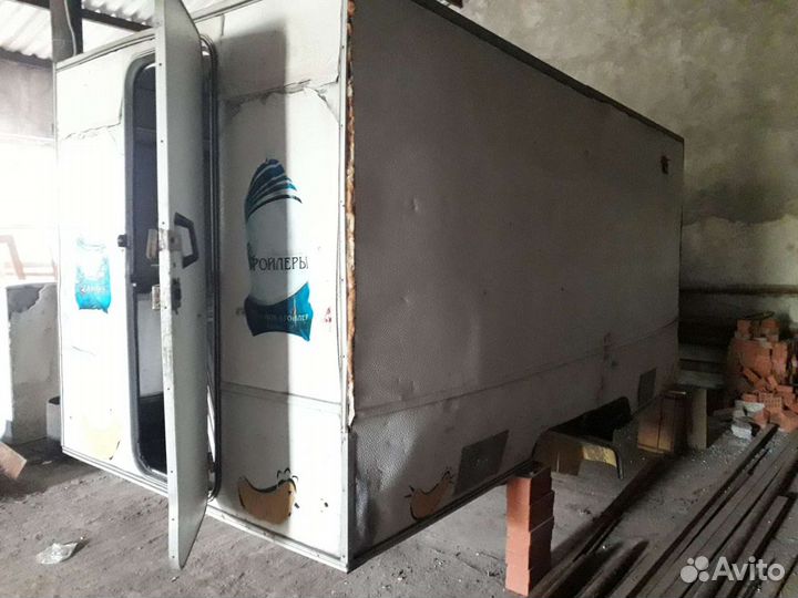 Будка для дачи и стройки