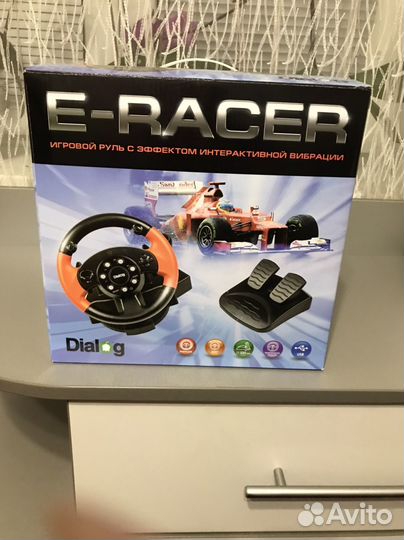 Игровой руль с педалями и коробкой передач