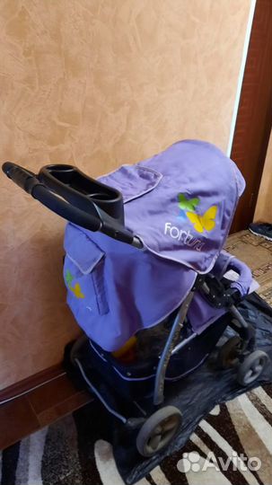 Прогулочная коляска