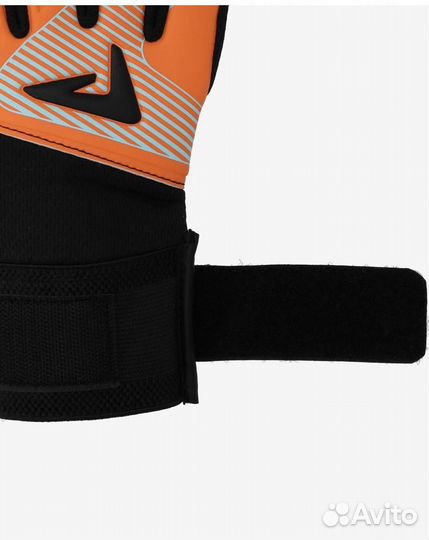 Вратарские перчатки Demix футбольные