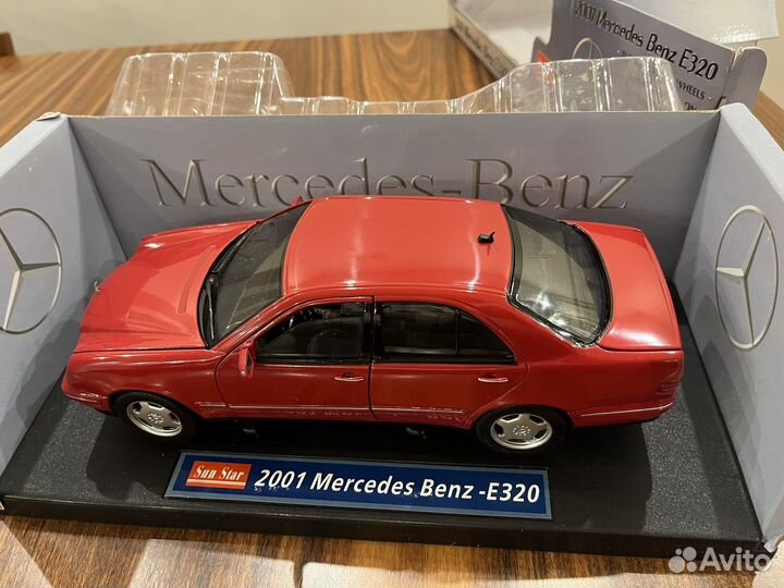 SunStar 1/18 Mercedes-Benz E320 W210