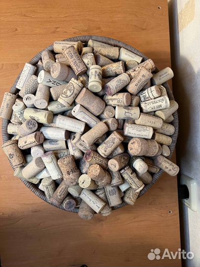 Пробки от винных бутылок