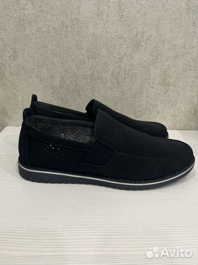 Полуботинки новые размер 40