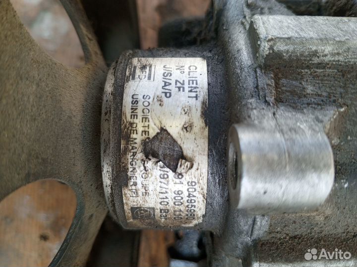 Опель Вектра б, насос гур