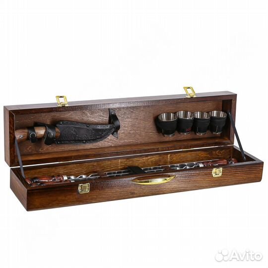 Набор в кейсе №1 для пикника на 4 персоны