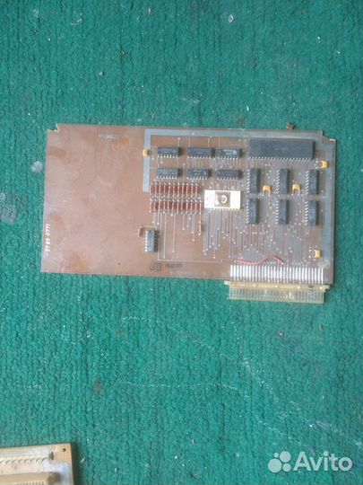Платы от комьпьютера агат 9