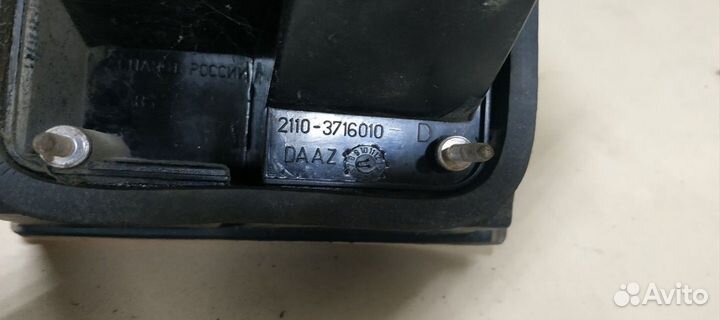 Фонарь задний правая LADA 2110