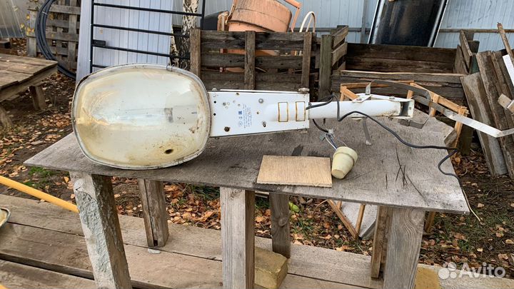 Фонарь уличный на столб