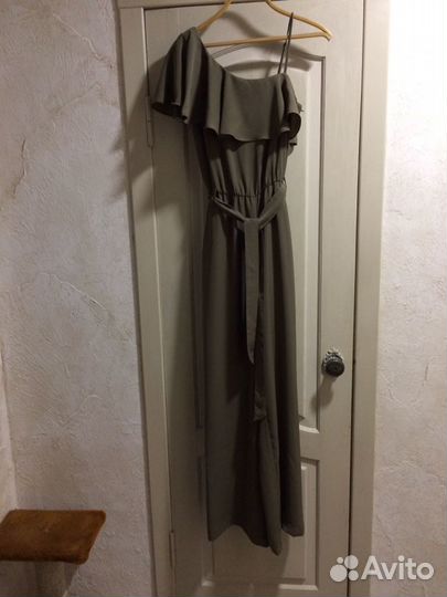 Комбинезон оливкового цвета, р. 46. Рост 160-167см