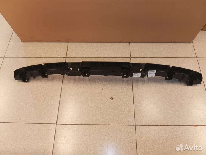 Audi Q7 4M рестайлинг кронштейн заднего бампера