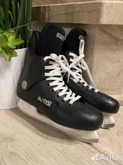 Коньки хоккейные salvo 41,5-42