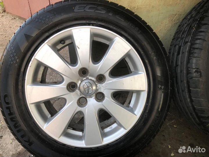 Kumho Ecsta HS51 215/60 R16