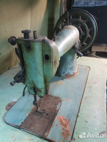 Швейная машинка бу электрическая