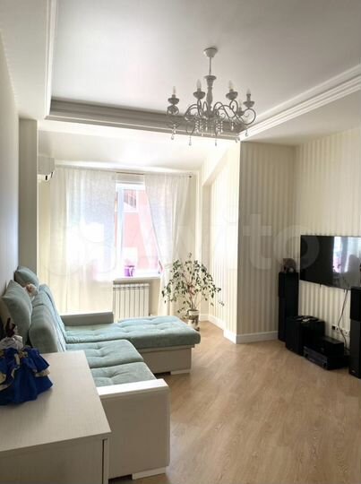 2-к. квартира, 67 м², 4/4 эт.