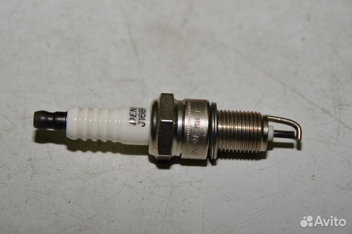 Свеча зажигания 3001 J16BR-U denso