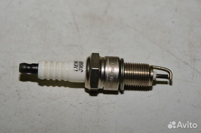 Свеча зажигания 3001 J16BR-U denso