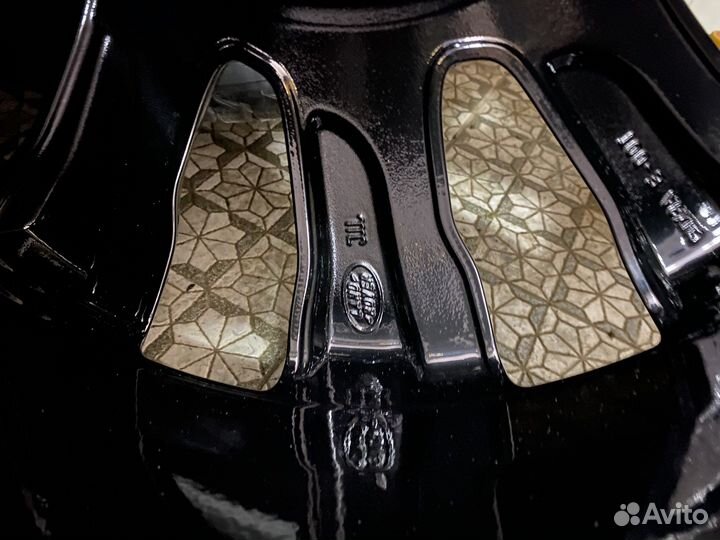 Оригинальные зимние колеса Range Rover R21