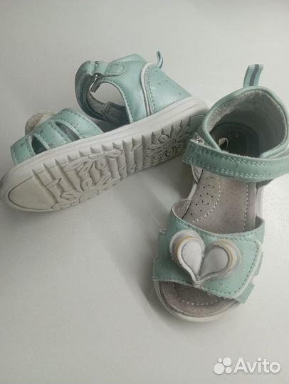 Сандали детские