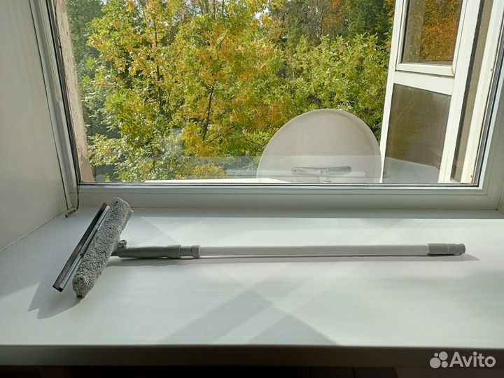 Щетка для мытья стекол, окон