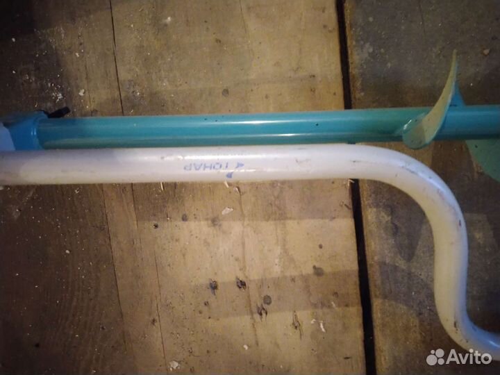 Ледобур для зимней рыбалки