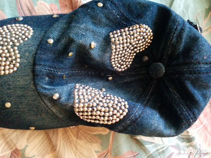 Кепка со стразами